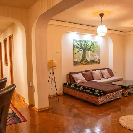 Urban Retreat Apartment *